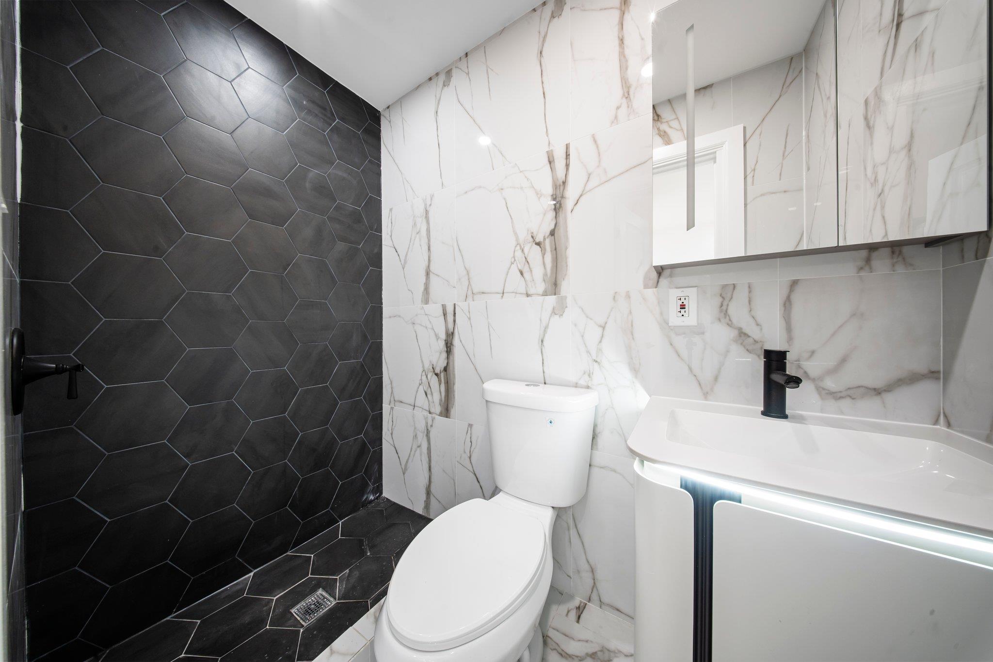 #9 photo, 3763 Barnes Avenue, Bronx , NY 10467