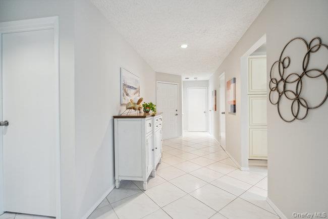 #5 photo, 106 E Midland Pond Court, サフォーク郡 Moriches , NY 11955