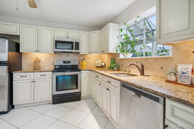 #6 photo, 106 E Midland Pond Court, サフォーク郡 Moriches , NY 11955