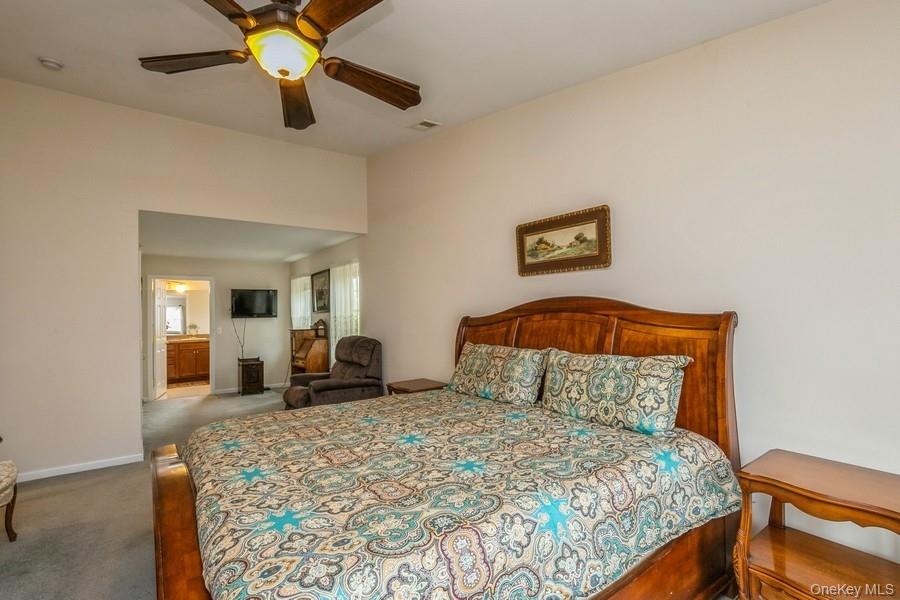 #18 photo, 156 Christine Drive, サフォーク郡 Dix Hills , NY 11746