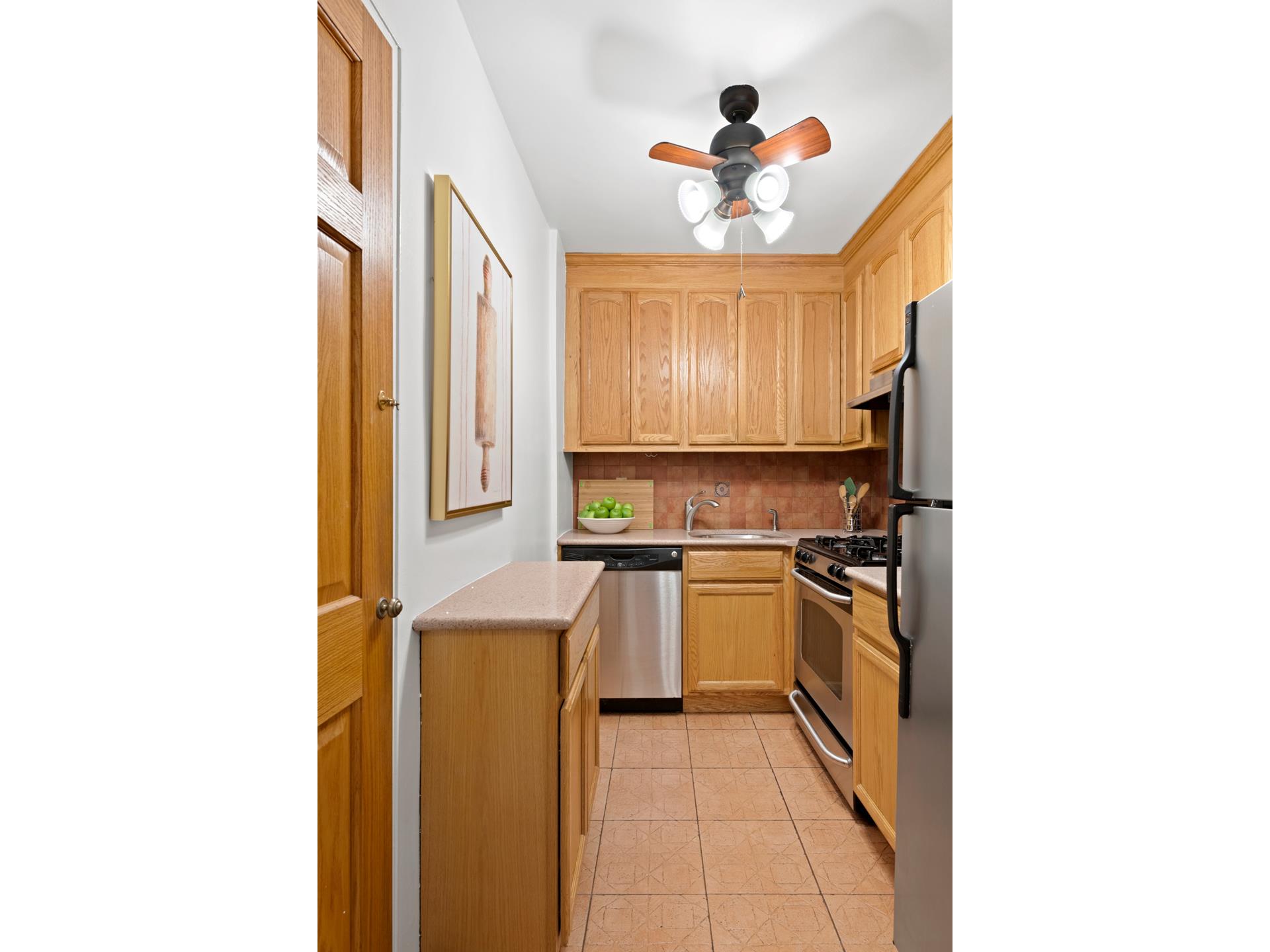 #6 photo, 251 E 51ST Street, マンハッタン Turtle Bay , NY 10022