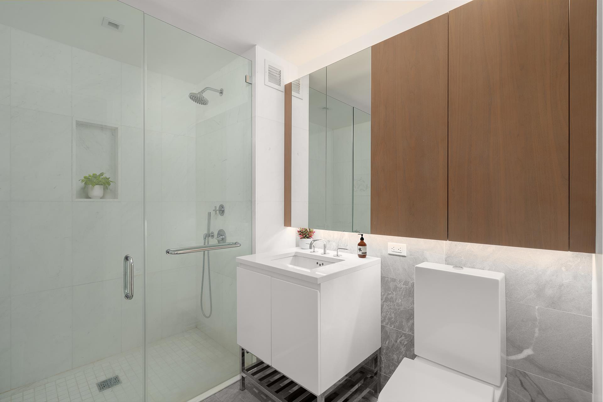 #20 photo, 196 ORCHARD Street, マンハッタン Lower East Side , NY 10002