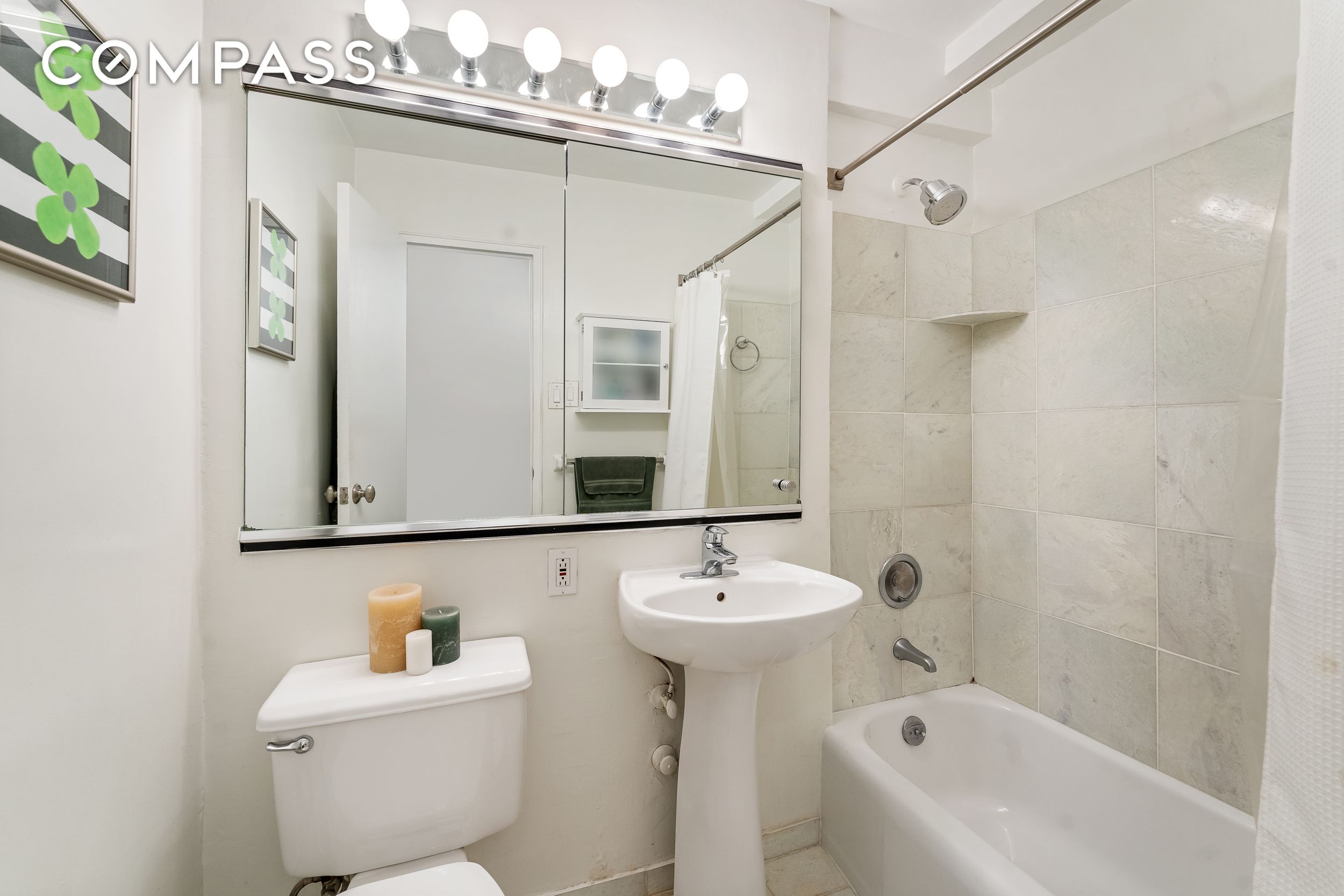 #5 photo, 7 E 14th Street, マンハッタン Flatiron , NY 10003