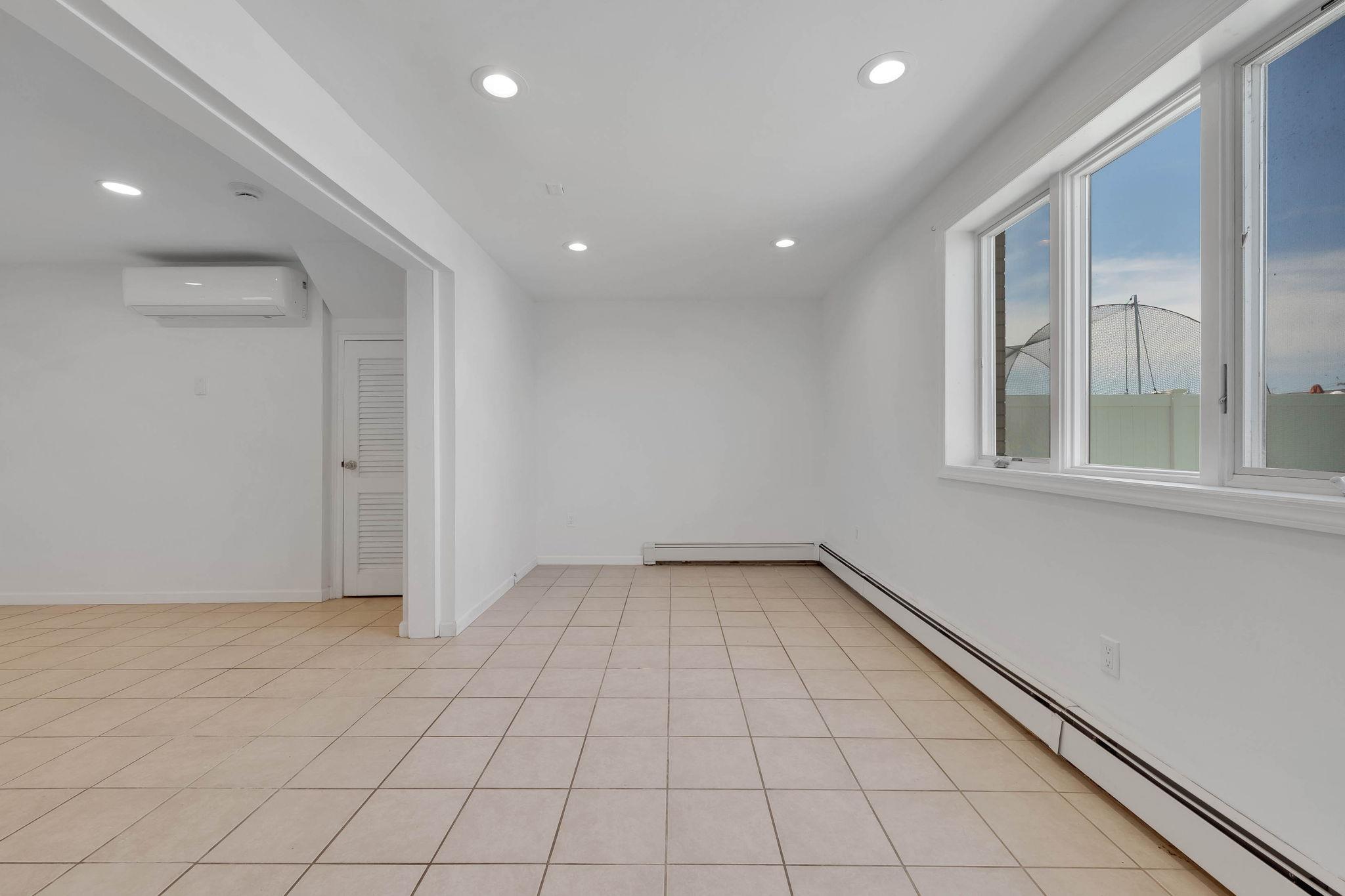 #19 photo, 15940 95th Street, クイーンズ区 Howard Beach , NY 11414