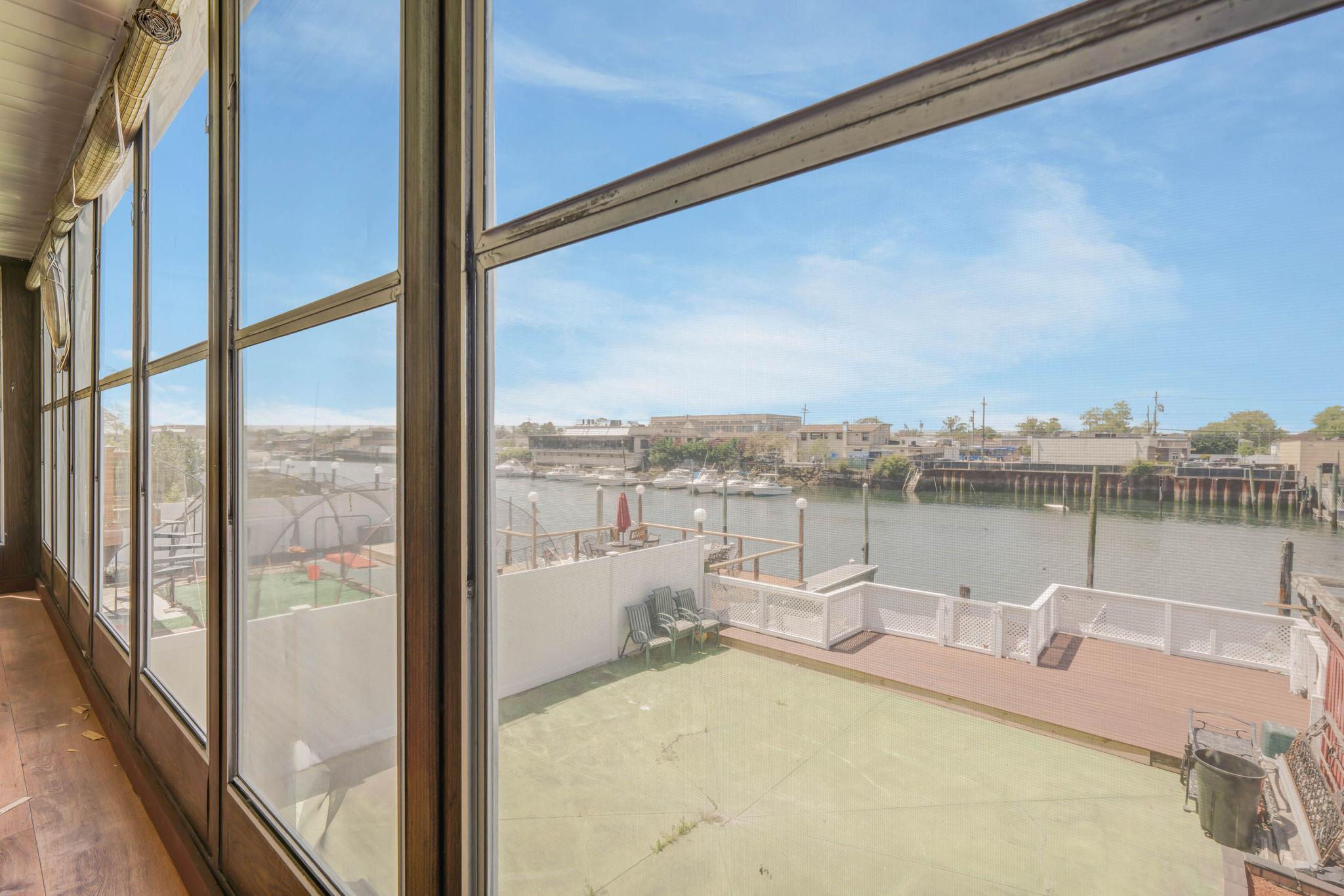 #9 photo, 15940 95th Street, クイーンズ区 Howard Beach , NY 11414