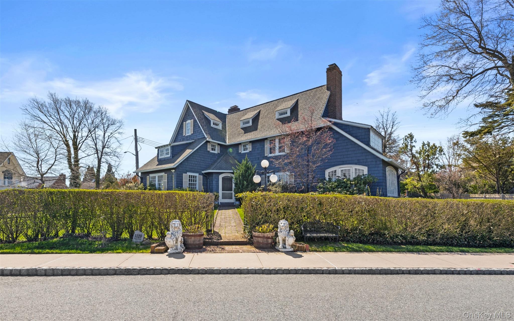 #3 photo, 1120 Shore Road, クイーンズ区 Douglaston , NY 11363