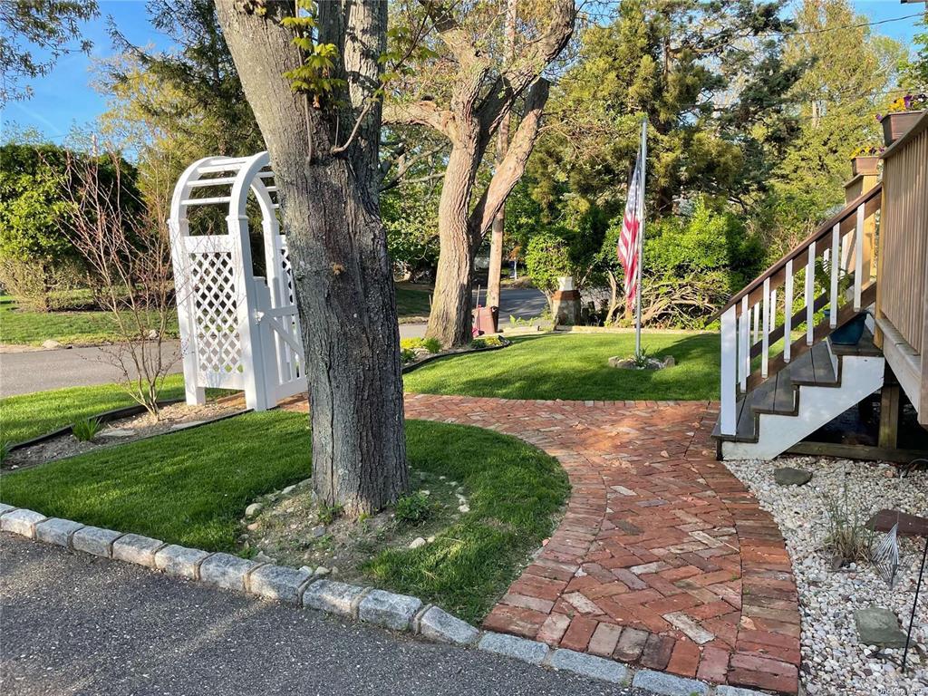 #6 photo, 32 Neptune Road, サフォーク郡 Rocky Point , NY 11778