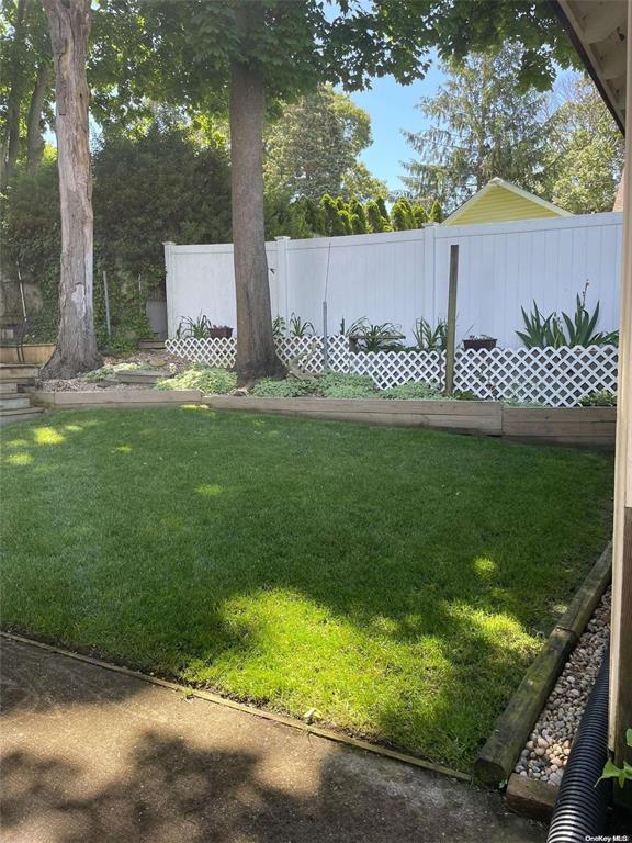 #8 photo, 32 Neptune Road, サフォーク郡 Rocky Point , NY 11778