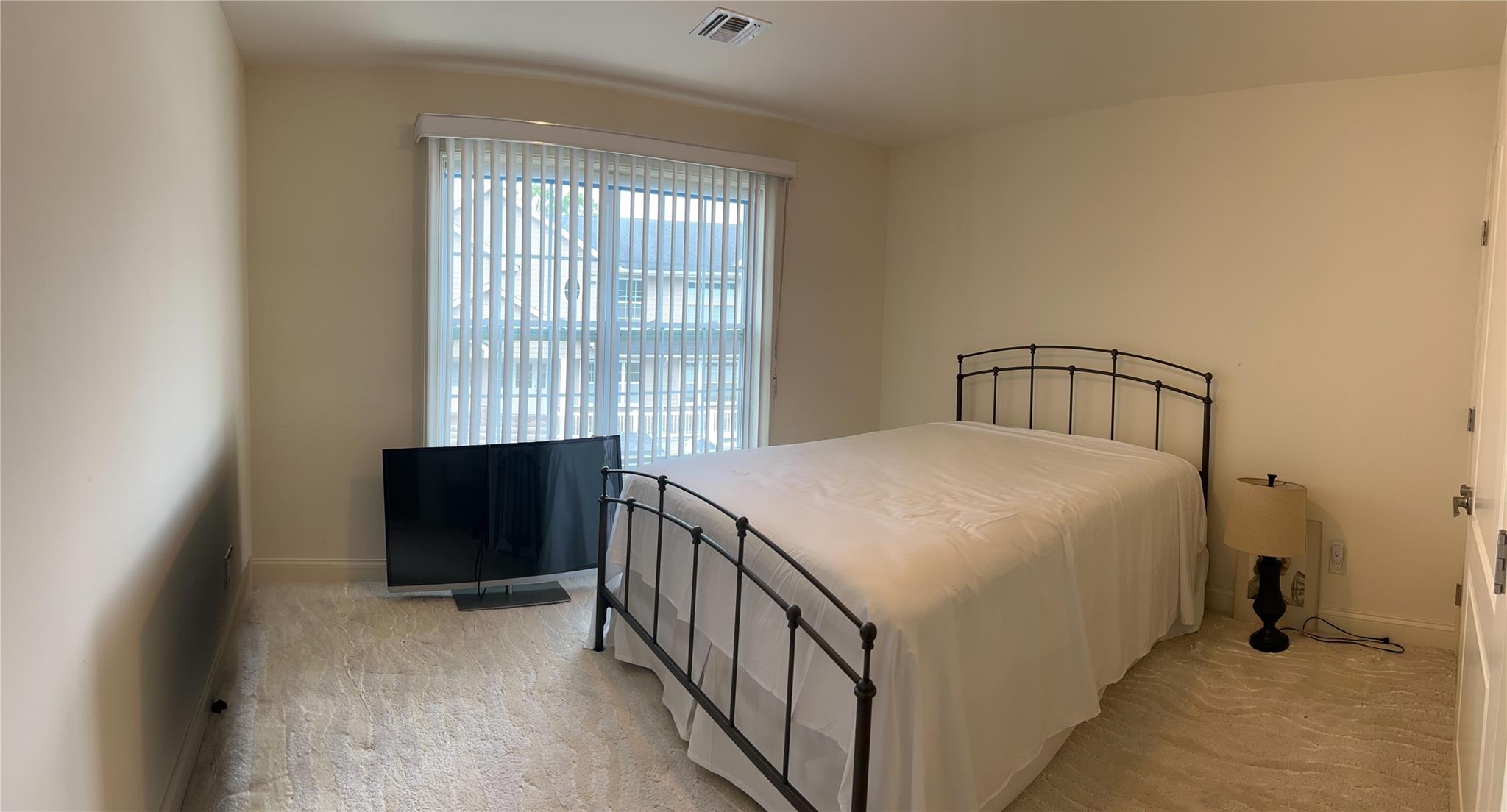 #12 photo, 723 Carman Avenue, ناسو Westbury , NY 11590