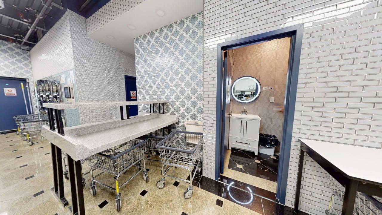 #8 photo, 703 Seneca Avenue, クイーンズ区 Ridgewood , NY 11385