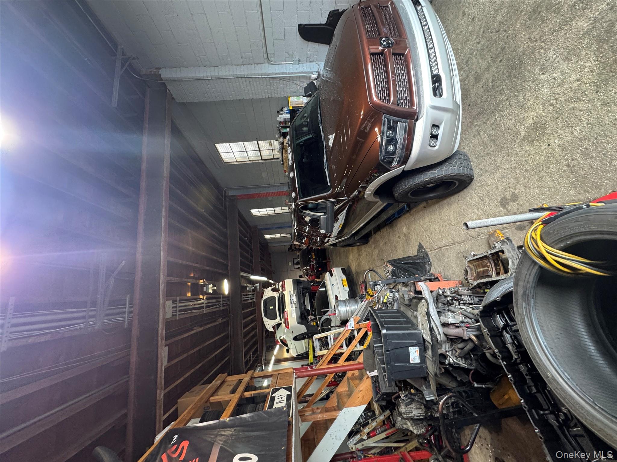 #15 photo, 6 Midland Avenue, Hicksville , NY 11801