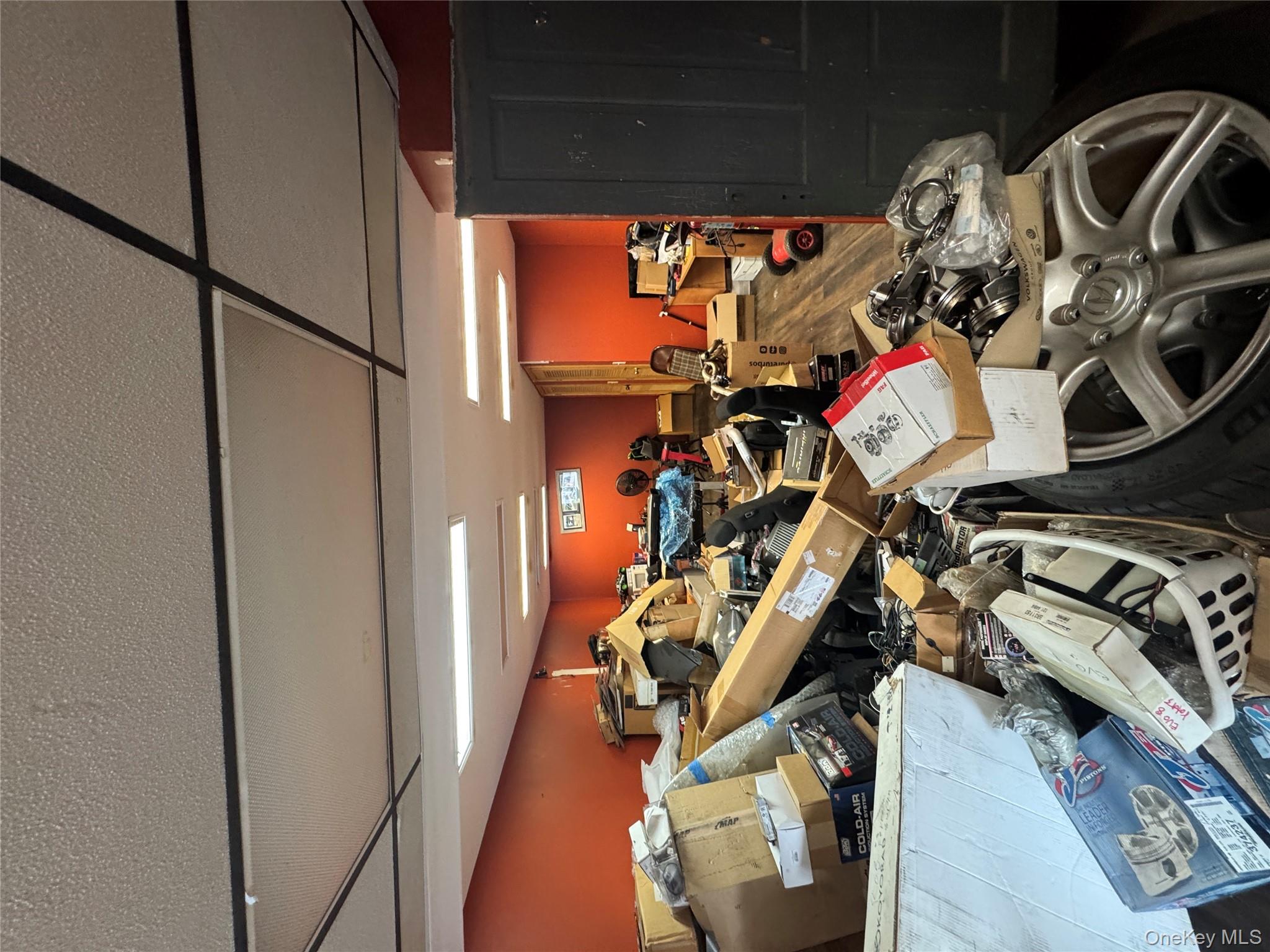 #17 photo, 6 Midland Avenue, Hicksville , NY 11801