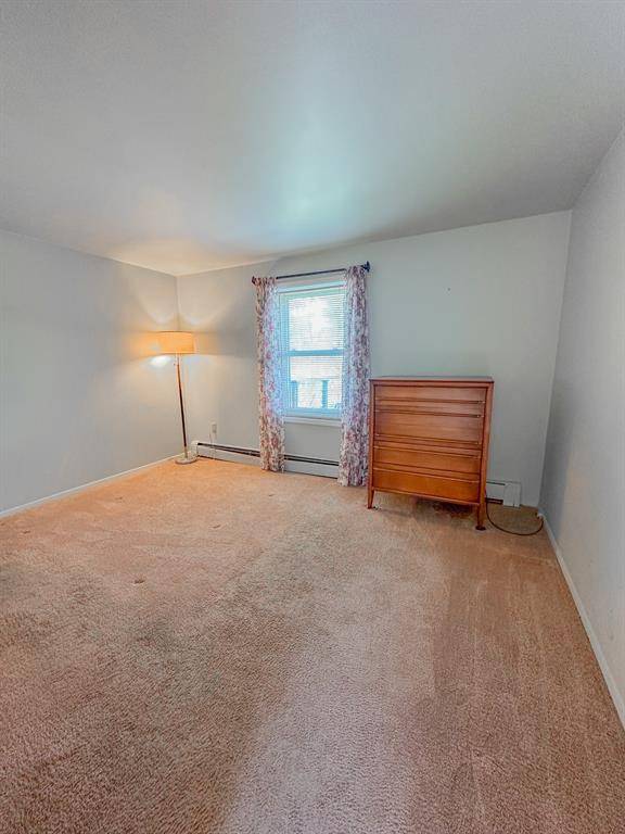 #10 photo, 15 Feller Newmark, Red Hook , NY 12571