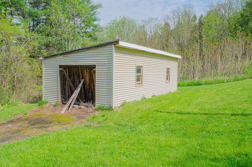 #15 photo, 15 Feller Newmark, Red Hook , NY 12571