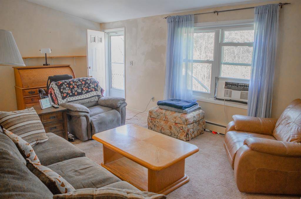 #3 photo, 15 Feller Newmark, Red Hook , NY 12571