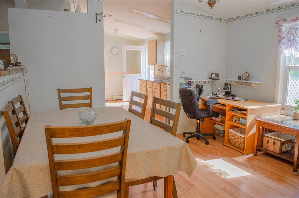 #6 photo, 15 Feller Newmark, Red Hook , NY 12571