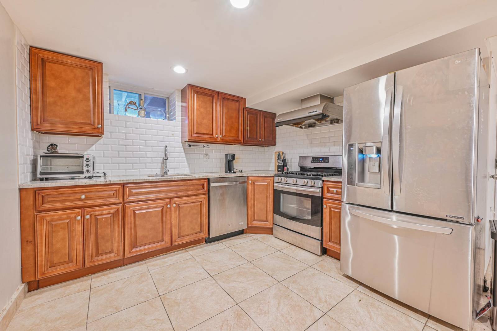 #12 photo, 7029 Perry Ter, ブルックリン区 Bay Ridge , NY 11209