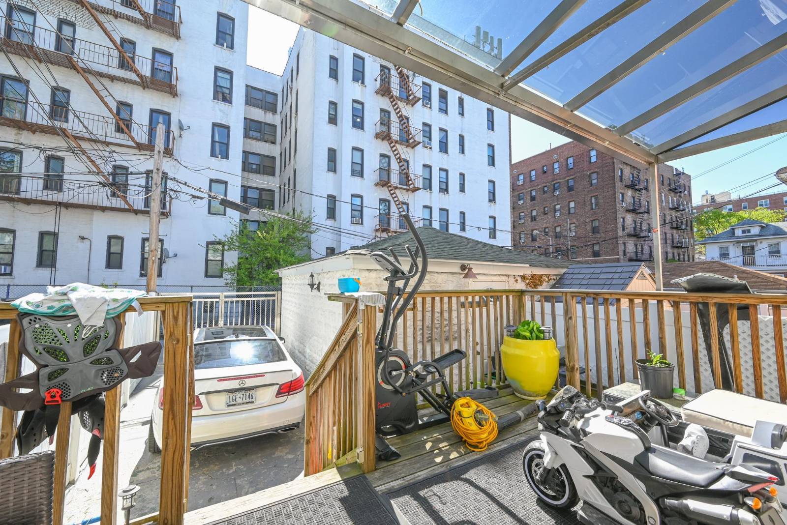 #4 photo, 7029 Perry Ter, ブルックリン区 Bay Ridge , NY 11209