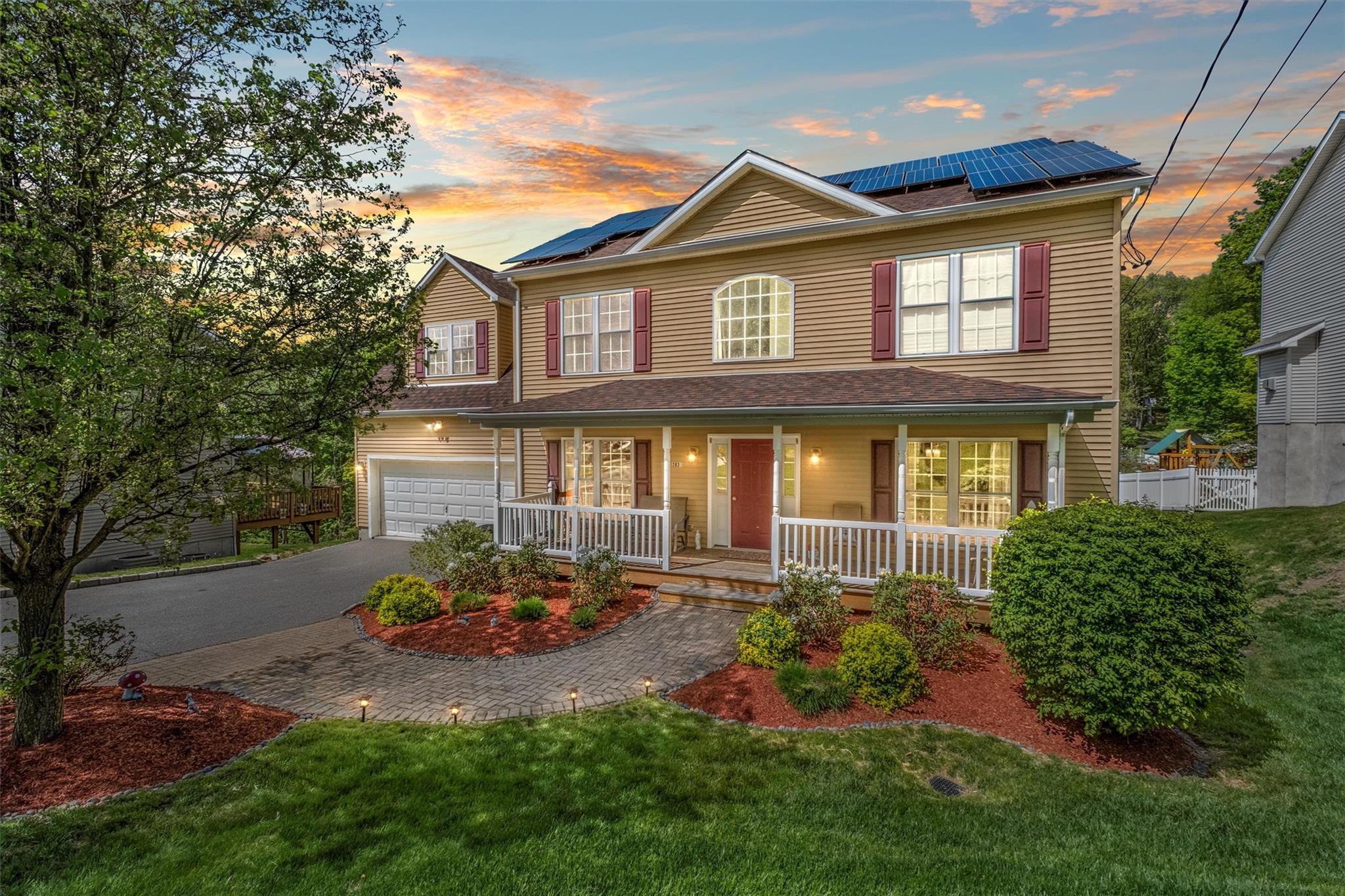 #1 photo, 2039 Oakwood Drive, Peekskill , NY 10566