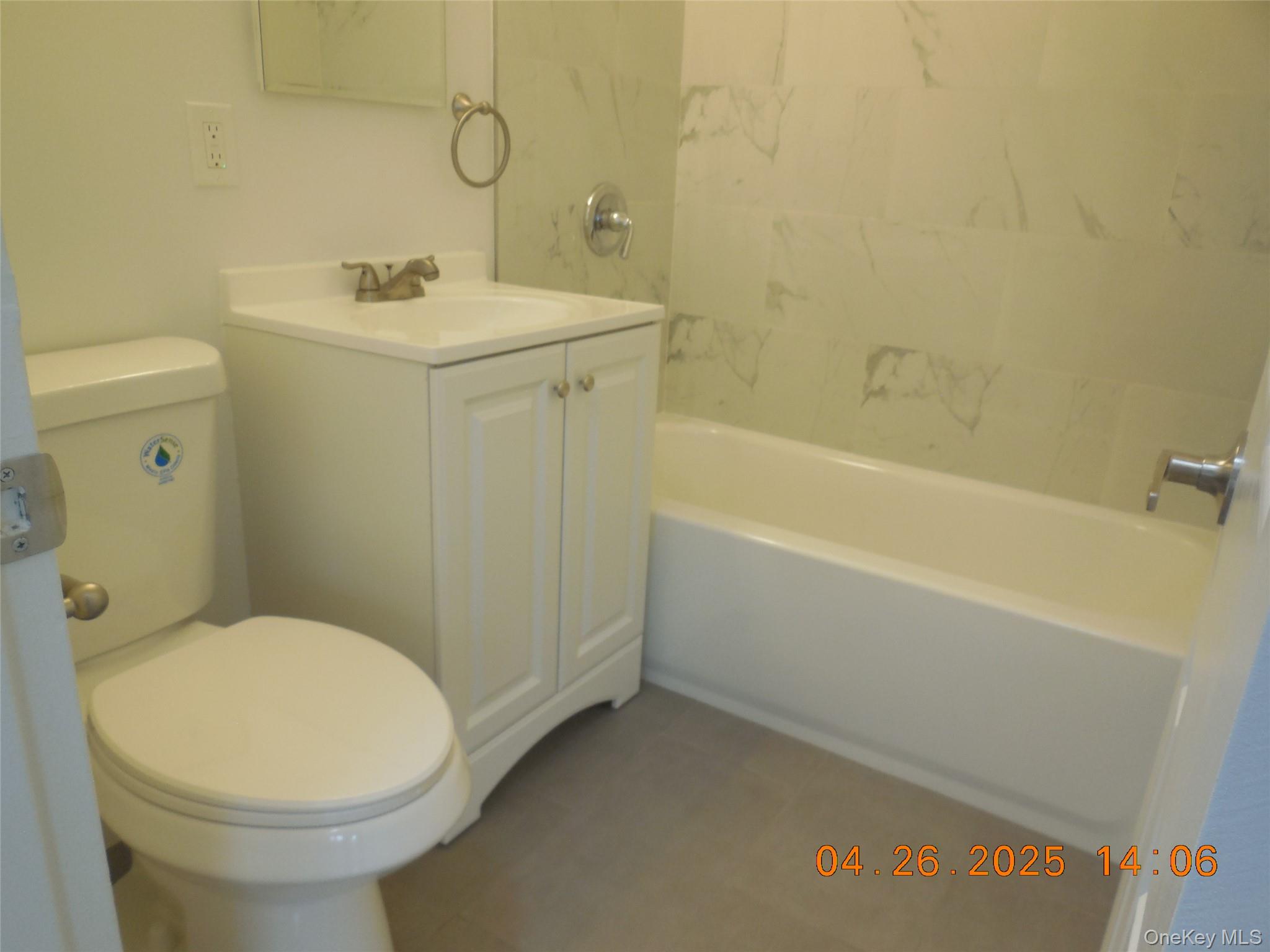 #8 photo, 4 Fordham Hill Oval, ブロンクス区 Bronx , NY 10468