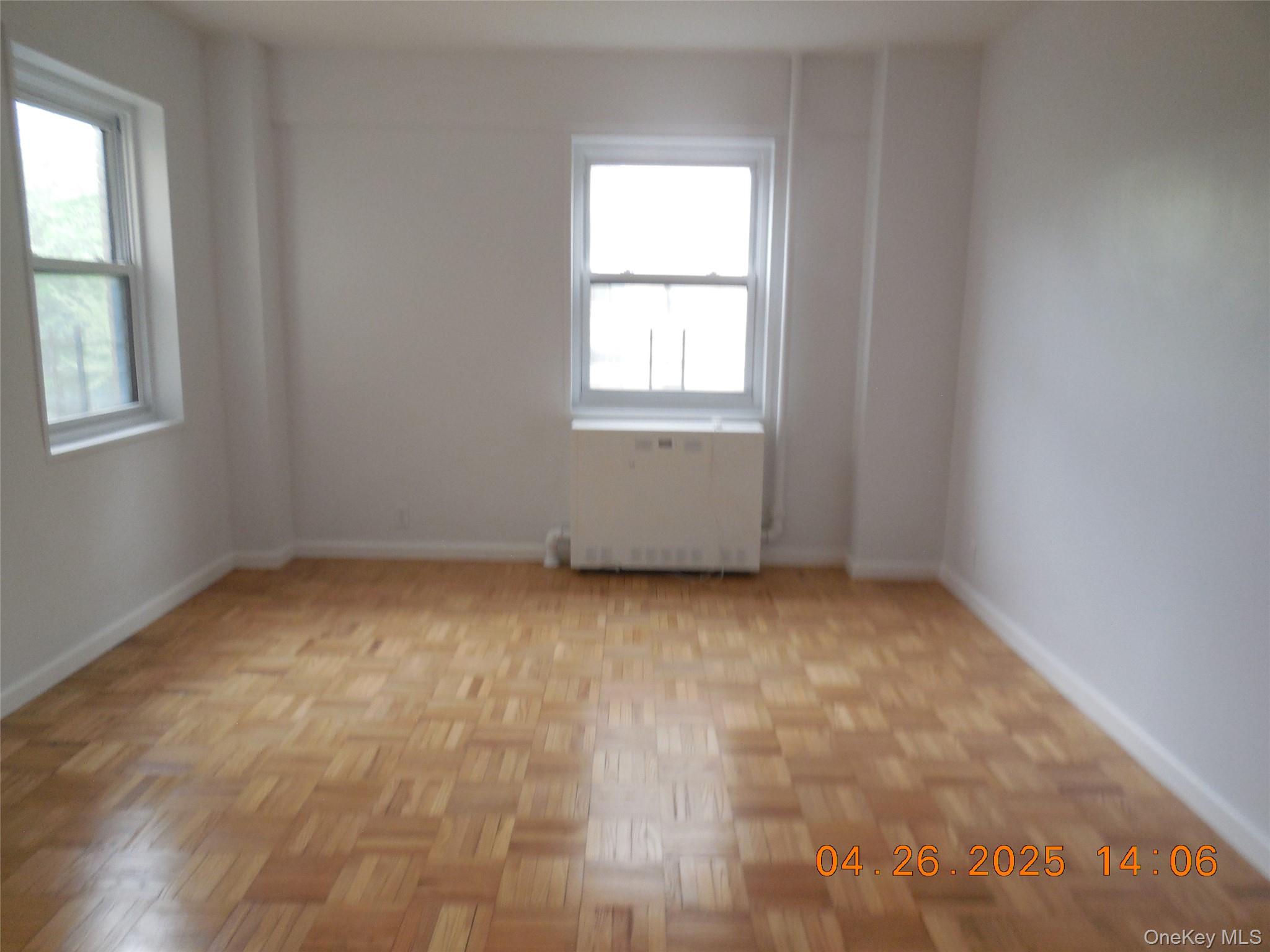 #9 photo, 4 Fordham Hill Oval, ブロンクス区 Bronx , NY 10468