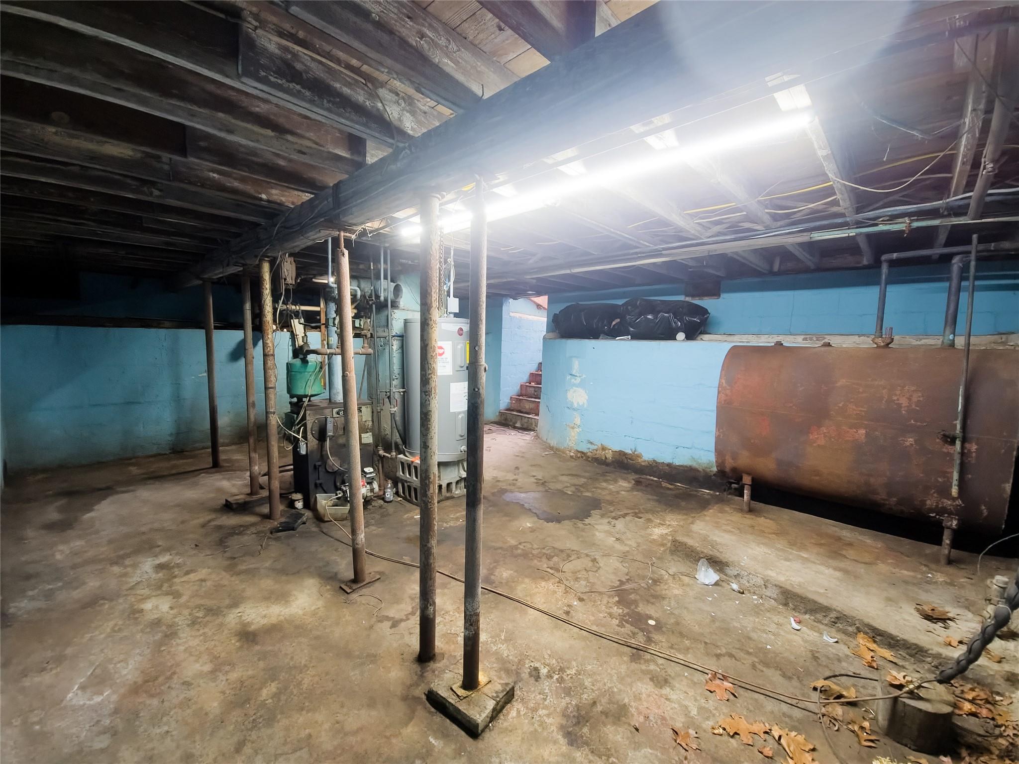 #15 photo, 135 Mayfield Drive, サフォーク郡 Mastic Beach , NY 11951