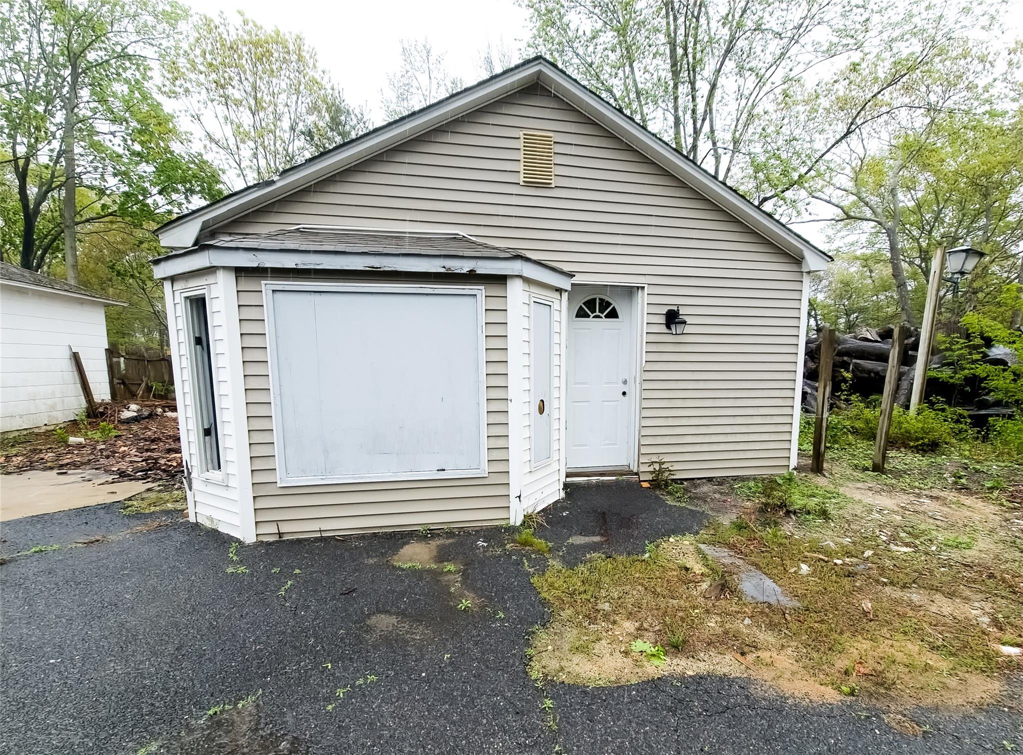 #3 photo, 135 Mayfield Drive, サフォーク郡 Mastic Beach , NY 11951