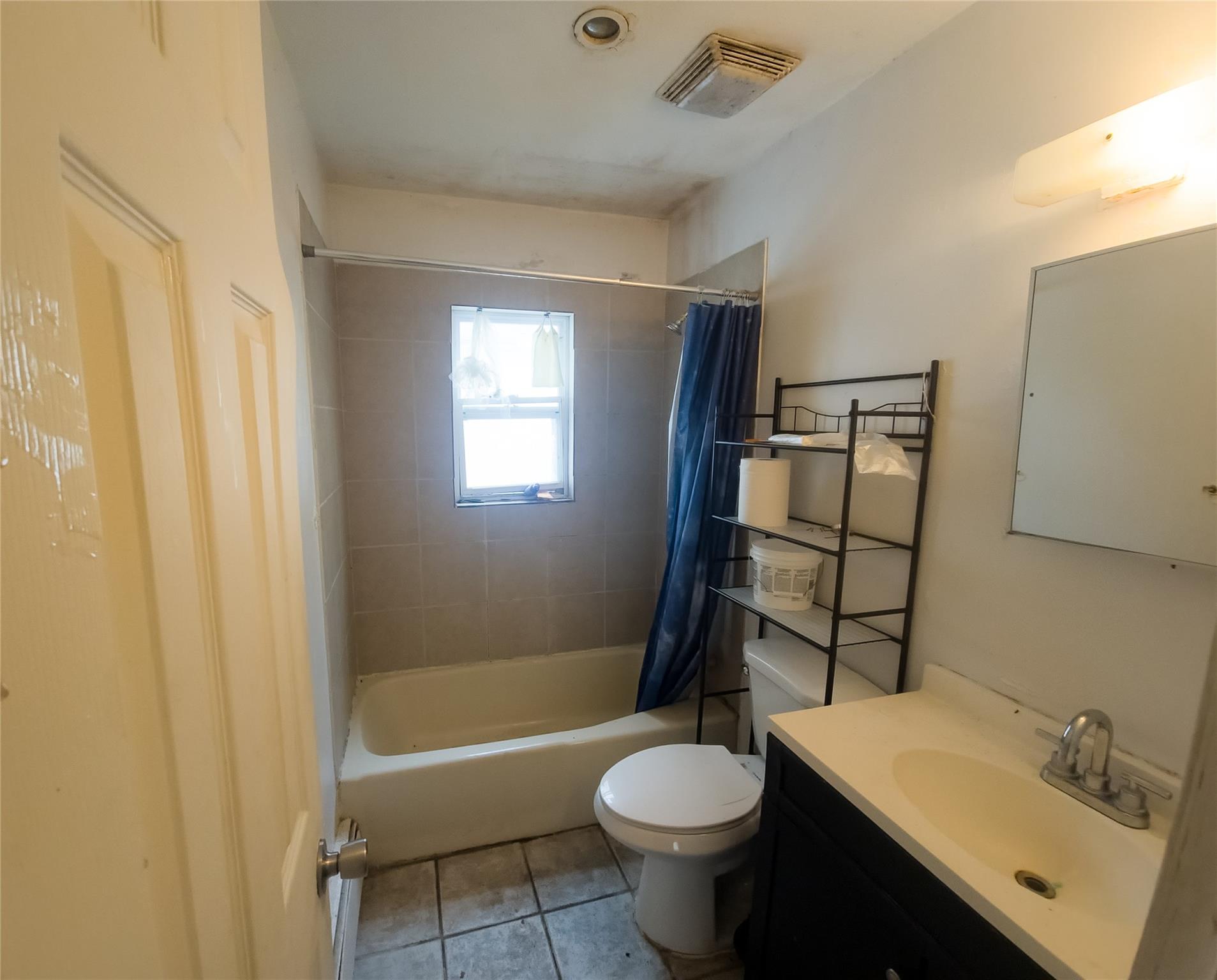 #8 photo, 135 Mayfield Drive, サフォーク郡 Mastic Beach , NY 11951