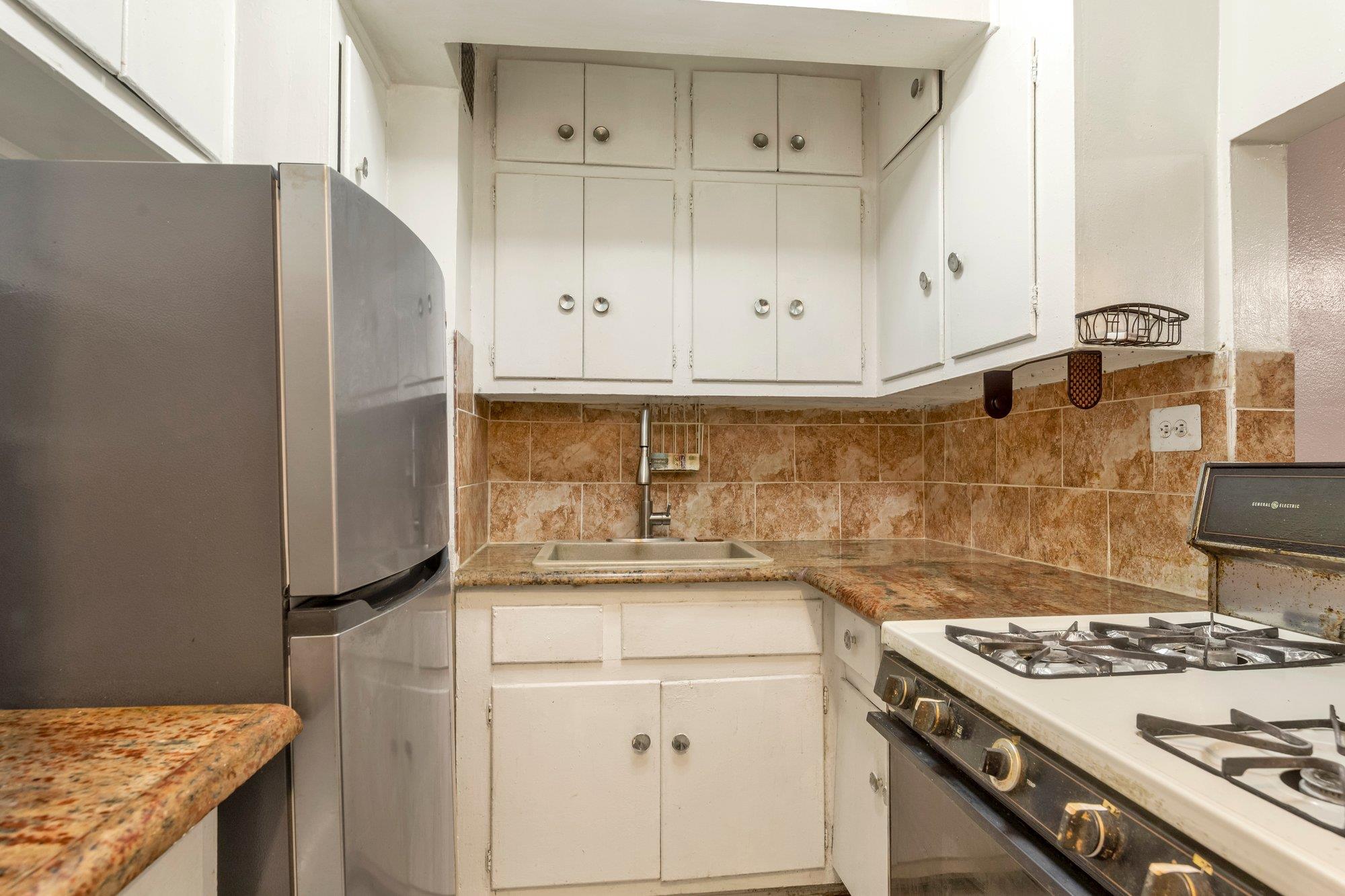 #4 photo, 87-70 173rd Street, クイーンズ区 Jamaica , NY 11432