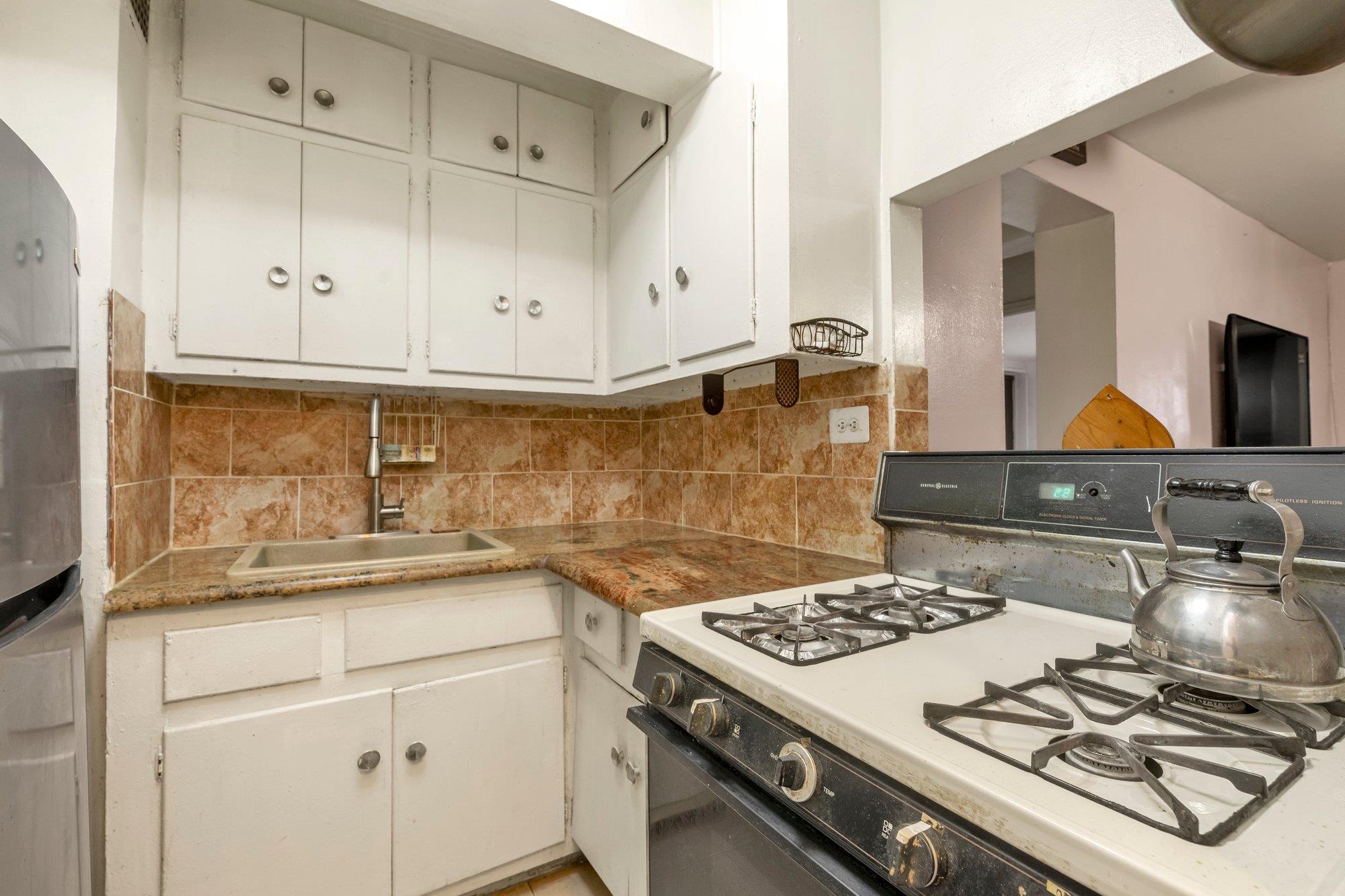 #5 photo, 87-70 173rd Street, クイーンズ区 Jamaica , NY 11432