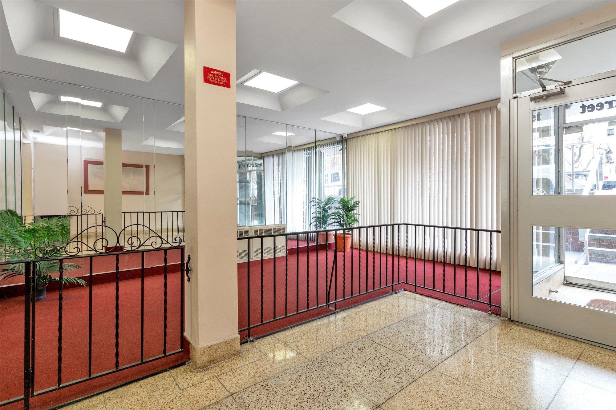 #9 photo, 87-70 173rd Street, クイーンズ区 Jamaica , NY 11432