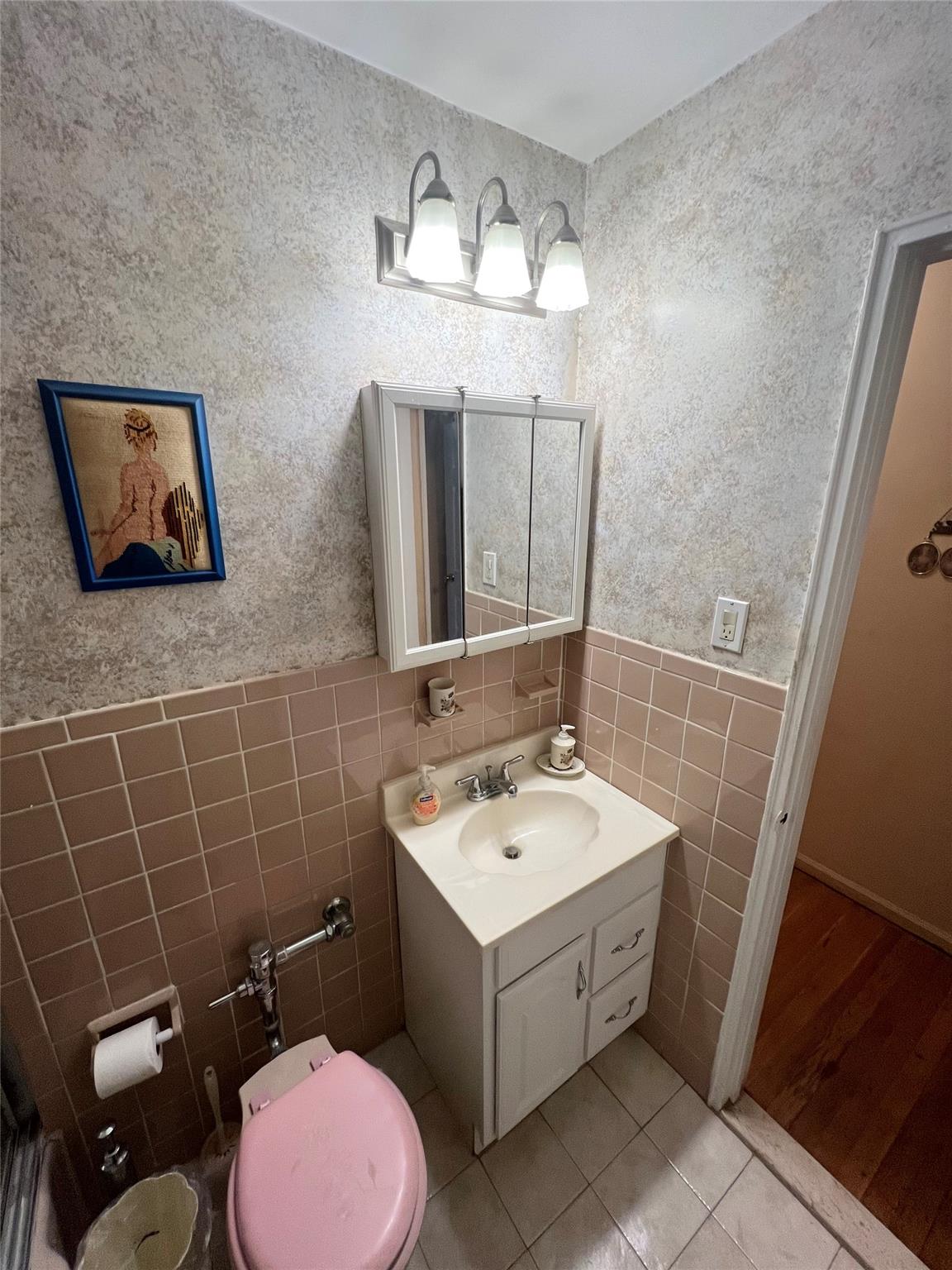 #10 photo, 86-10 151 Avenue, Howard Beach , NY 11414