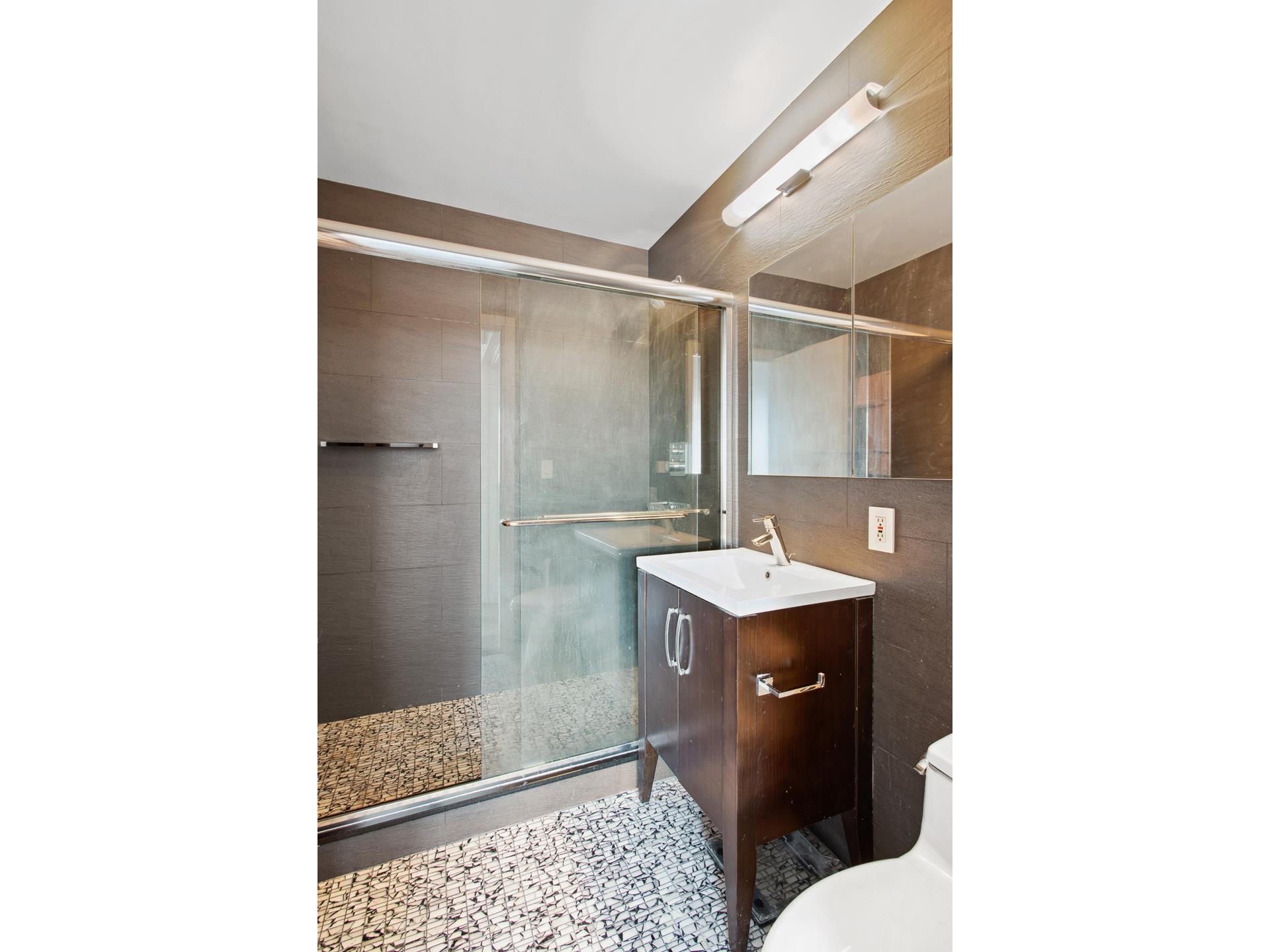 #7 photo, 45 W 67TH Street, マンハッタン Lincoln Square , NY 10023