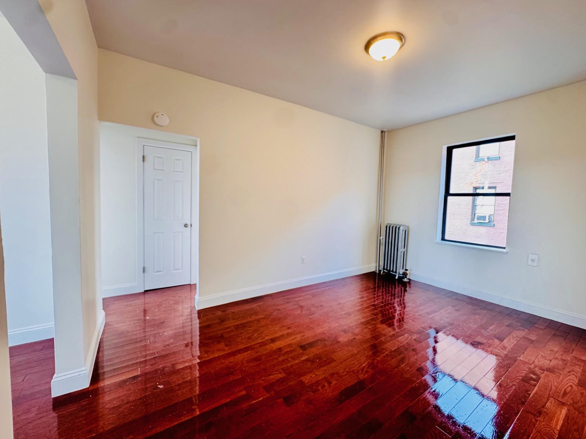 #1 photo, 48-56 47TH Street, কুইন্‌স Sunnyside , NY 11377