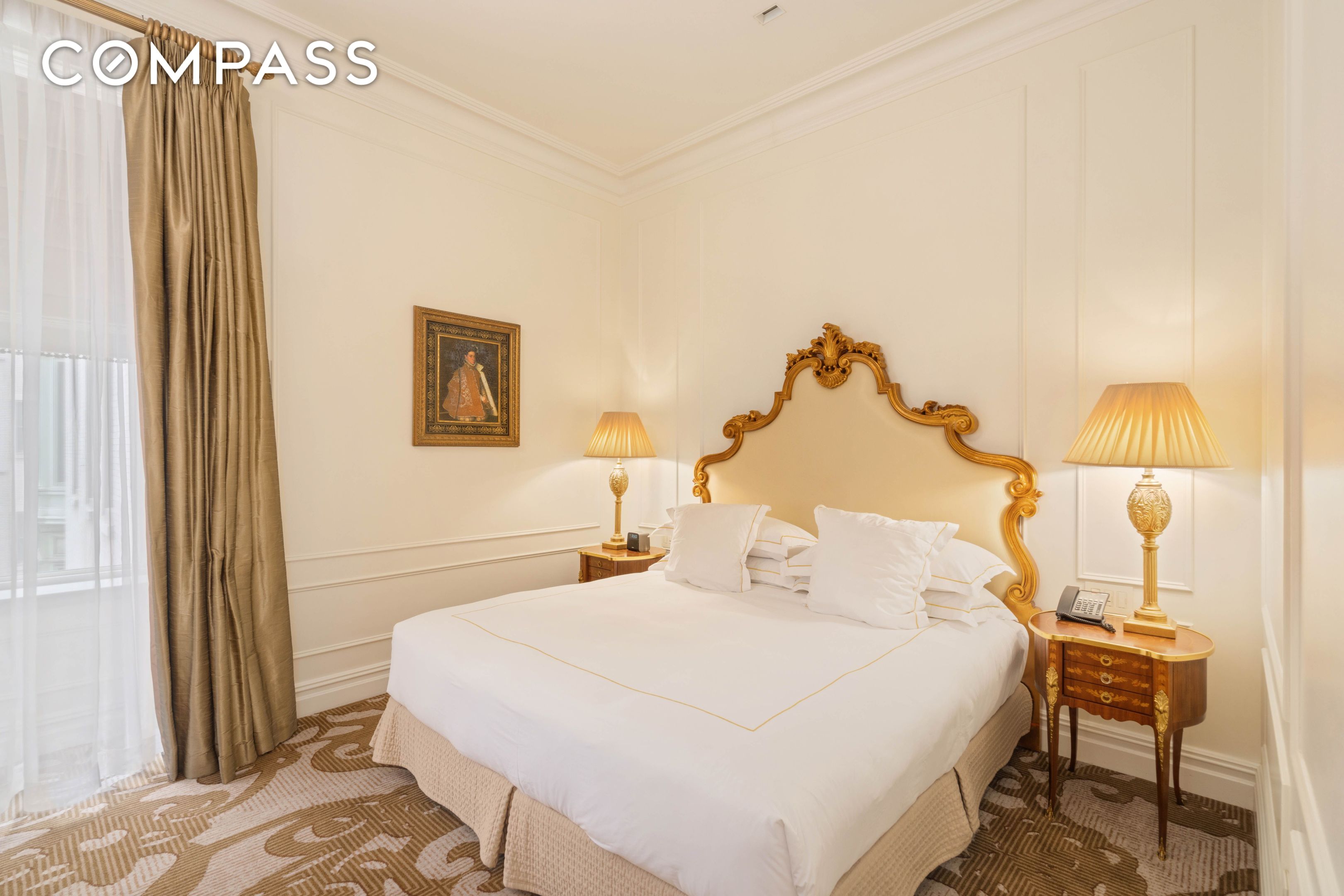 #3 photo, 1 Central Park S, マンハッタン Central Park South , NY 10019