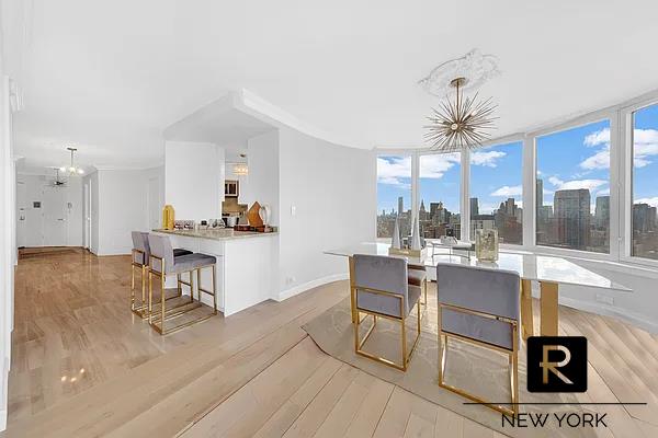 #1 photo, 330 E 38th Street, 曼哈頓 中城东美利山 Murray Hill , NY 10016