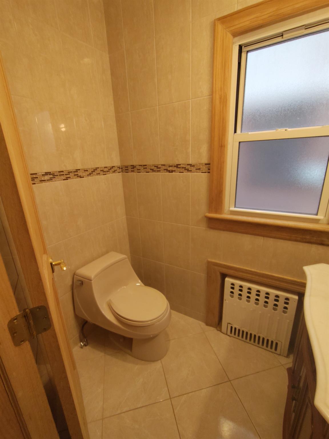 #12 photo, 2028 E 21st Street, ブルックリン区 Brooklyn , NY 11229