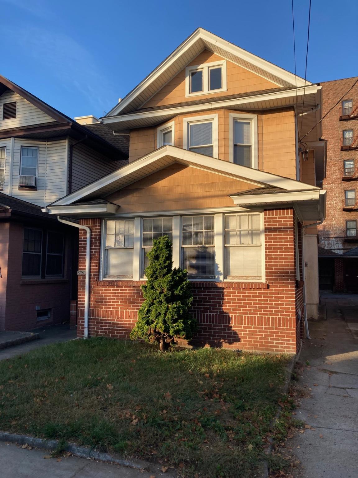 #2 photo, 2028 E 21st Street, ブルックリン区 Brooklyn , NY 11229