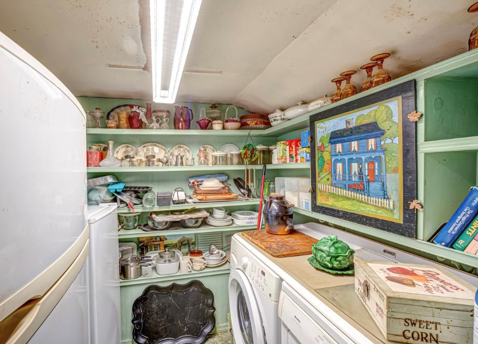 #12 photo, 110 E Broadway, سوفولك Port Jefferson , NY 11777