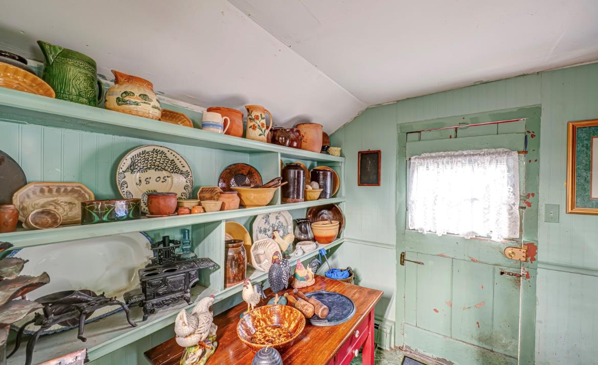 #13 photo, 110 E Broadway, سوفولك Port Jefferson , NY 11777