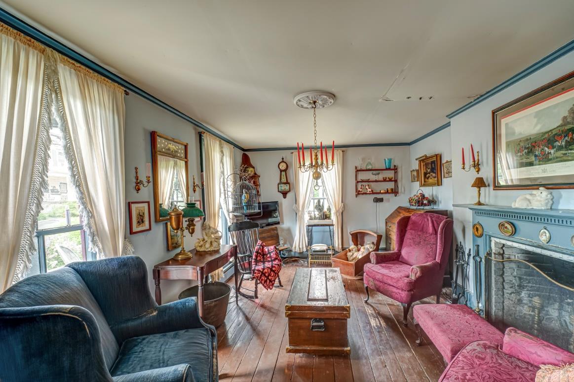 #5 photo, 110 E Broadway, سوفولك Port Jefferson , NY 11777