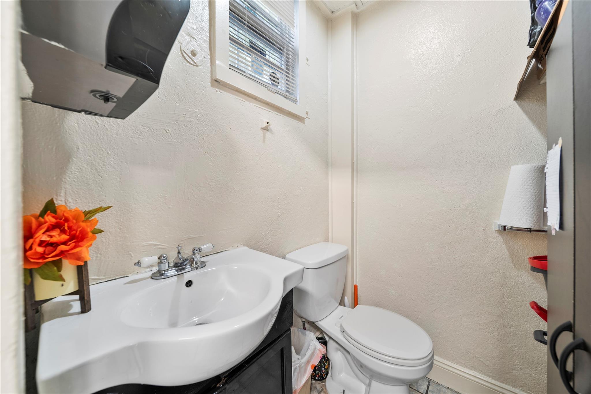 #12 photo, 1548 Union Blvd, サフォーク郡 Bay Shore , NY 11706