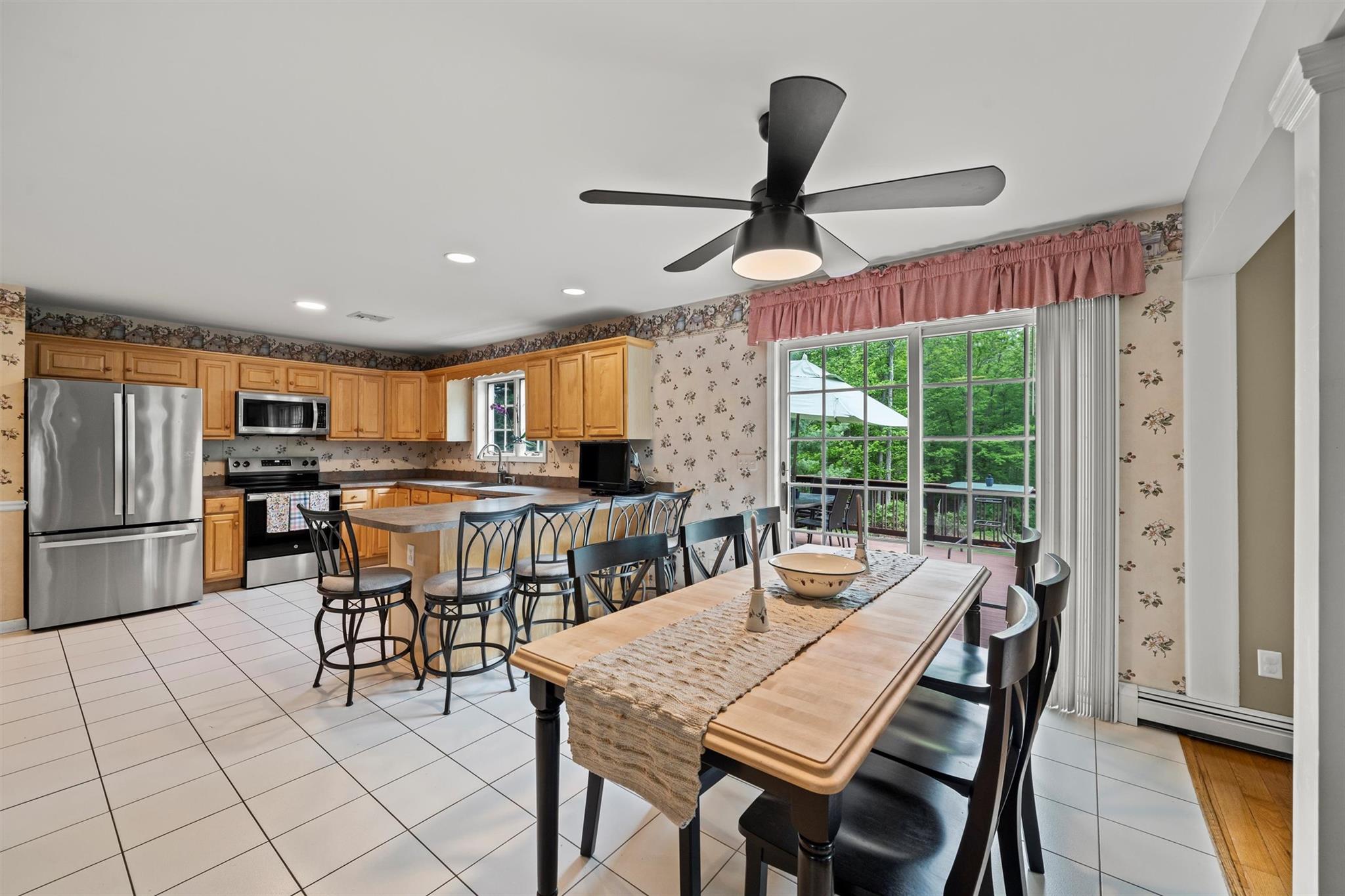 #19 photo, 33 Sutherland Drive, Highland Mills , NY 10930