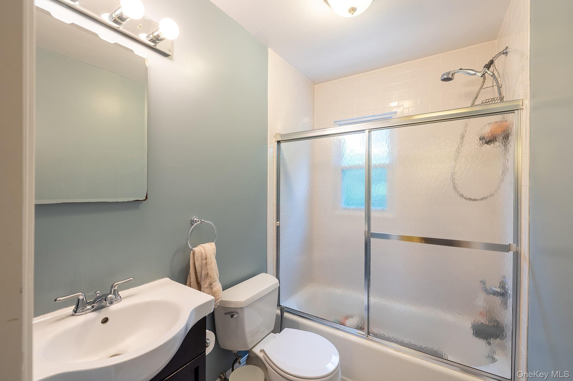 #18 photo, 11 Latonia Road, Rye Brook , NY 10573