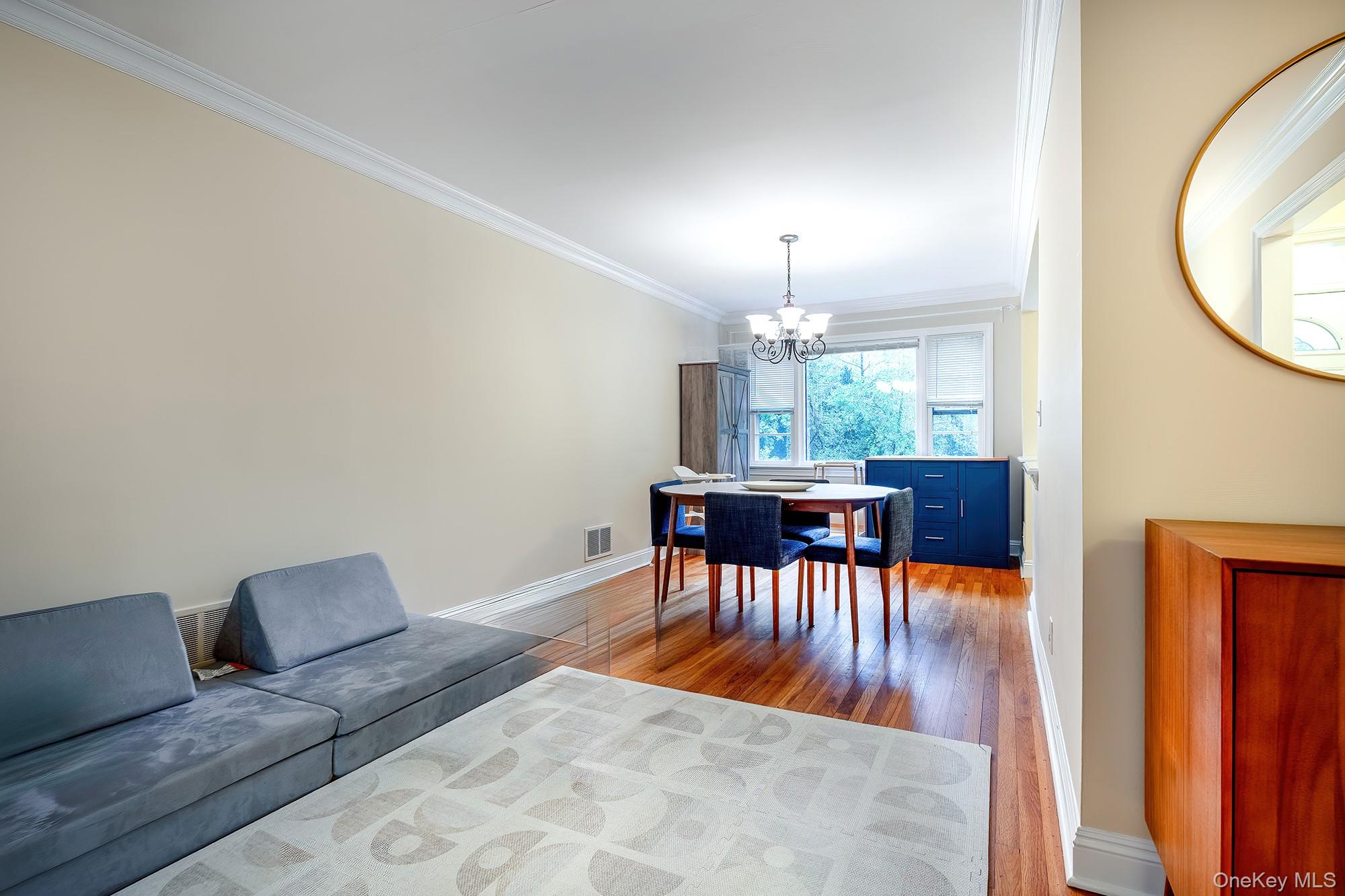 #5 photo, 11 Latonia Road, Rye Brook , NY 10573