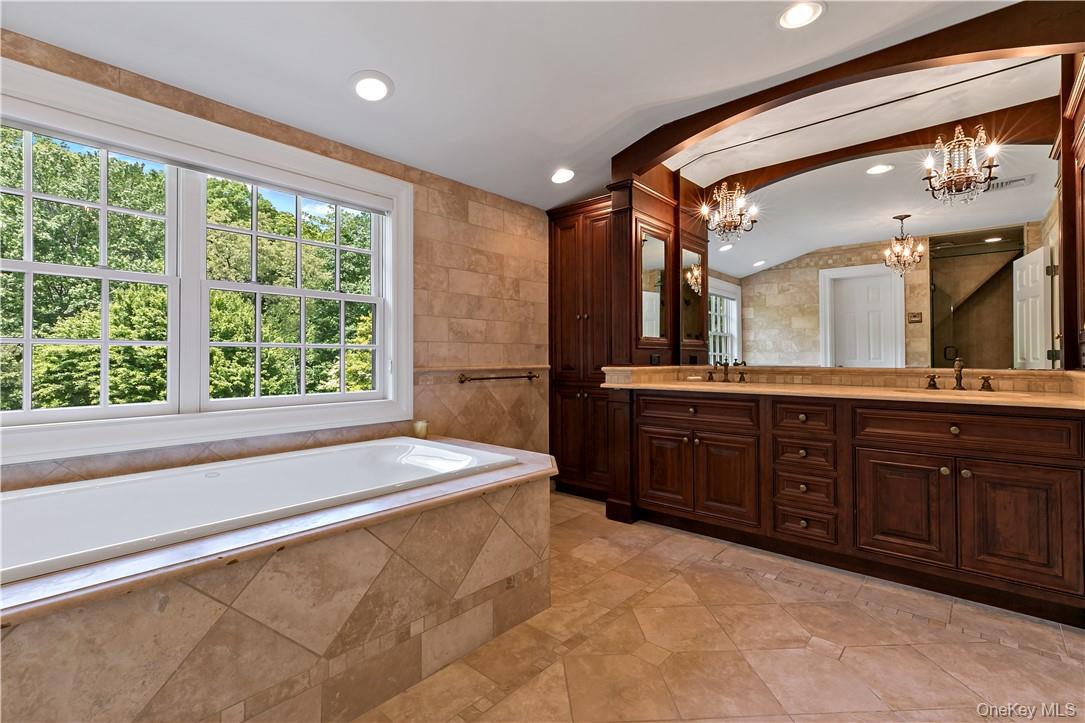 #20 photo, 70 Haights Cross Road, Chappaqua , NY 10514