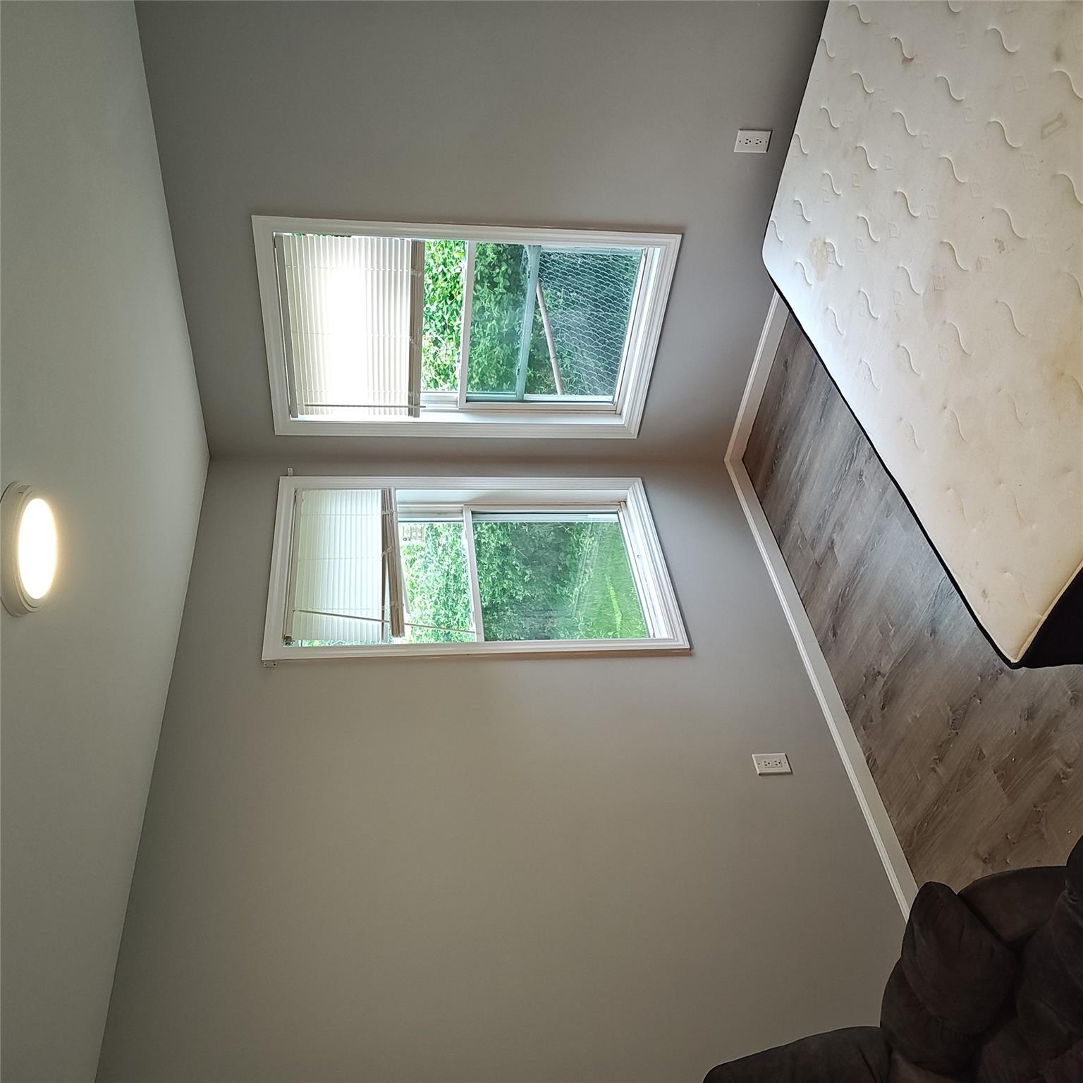 #8 photo, 520 Bourdois Avenue, サフォーク郡 Bellport , NY 11713