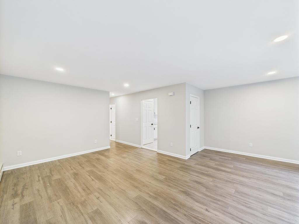 #16 photo, 349 E Main Street, Centerport , NY 11721