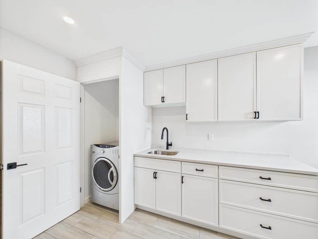 #18 photo, 349 E Main Street, Centerport , NY 11721