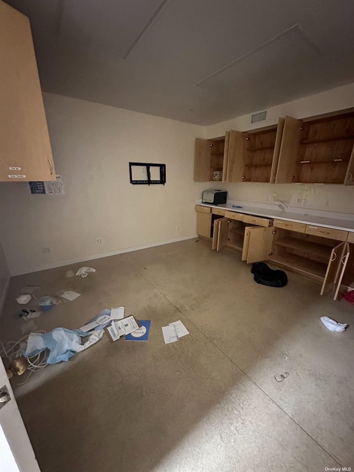 #4 photo, 87-08 Justice Avenue, クイーンズ区 Elmhurst , NY 11373